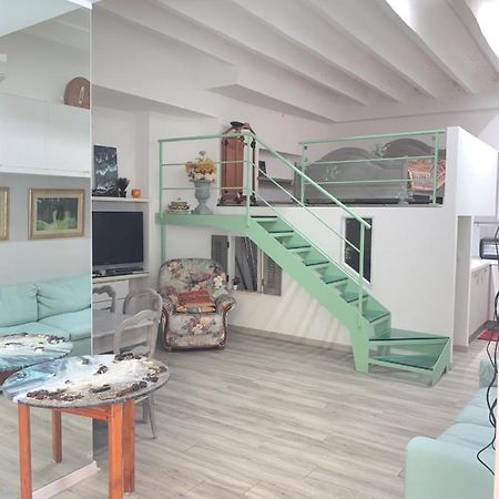 Apartamento Joli Studio Au Soleil Menton Exterior foto