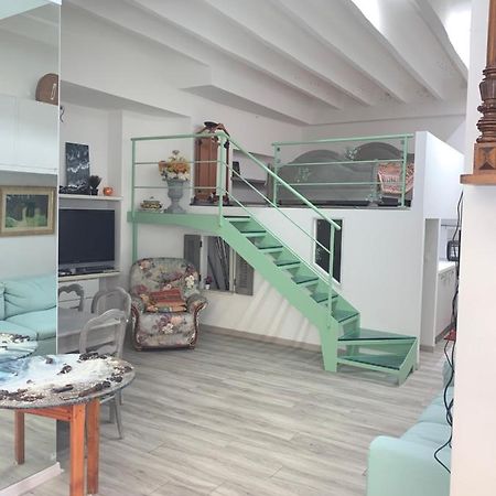 Apartamento Joli Studio Au Soleil Menton Exterior foto