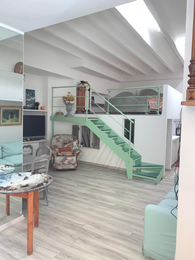 Apartamento Joli Studio Au Soleil Menton Exterior foto